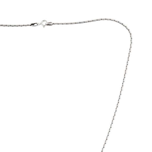 ELEVATE YOUR EVERYDAY LOOK WITH THIS SLEEK 925 STERLING SILVER CHAIN. CRAFTED FROM HIGH-QUALITY SILVER,