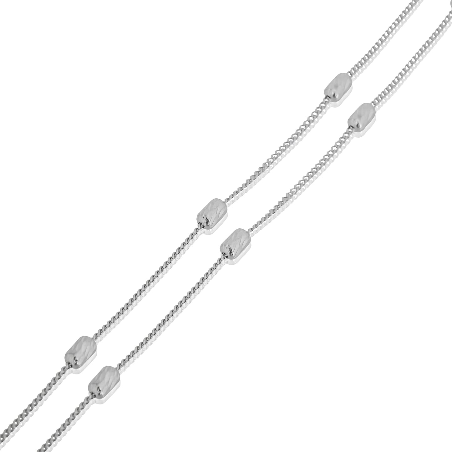 ENHANCE YOUR STYLE WITH THIS ELEGANT 925 SILVER ANKLET. ITS DELICATE DESIGN AND HIGH-QUALITY STERLING SILVER PROVIDE A SUBTLE YET SOPHISTICATED TOUCH.