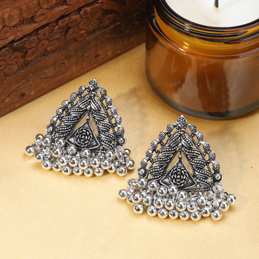 CHARMING OXIDIZED EARRINGS ADORNED WITH DELICATE GHUNGROO, ADDING A TOUCH OF TRADITIONAL ELEGANCE AND PLAYFUL JINGLES.