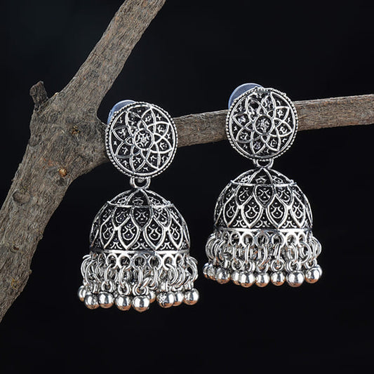 OXIDIZED JHUMKA, OFFERING A TRADITIONAL AND ELEGENT DESIGN WITH VINTAGE APPEAL.