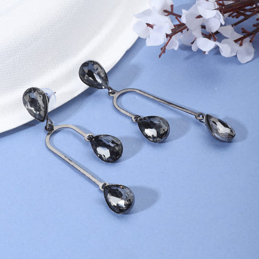 STYLISH OXIDIZED EARRINGS STUDDED WITH BLACK STONES, OFFERING A BOLD AND SOPHISTICATED LOOK