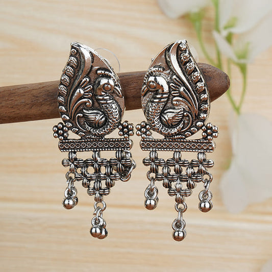 BEAUTIFUL OXIDIZED EARRINGS WITH INTRICATE DETAILING, SHOWCASING A PEACOCK DESIGN.