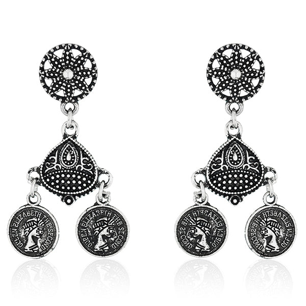 Long oxidized necklace set with intricate designs, blending traditional artistry with vintage charm.
