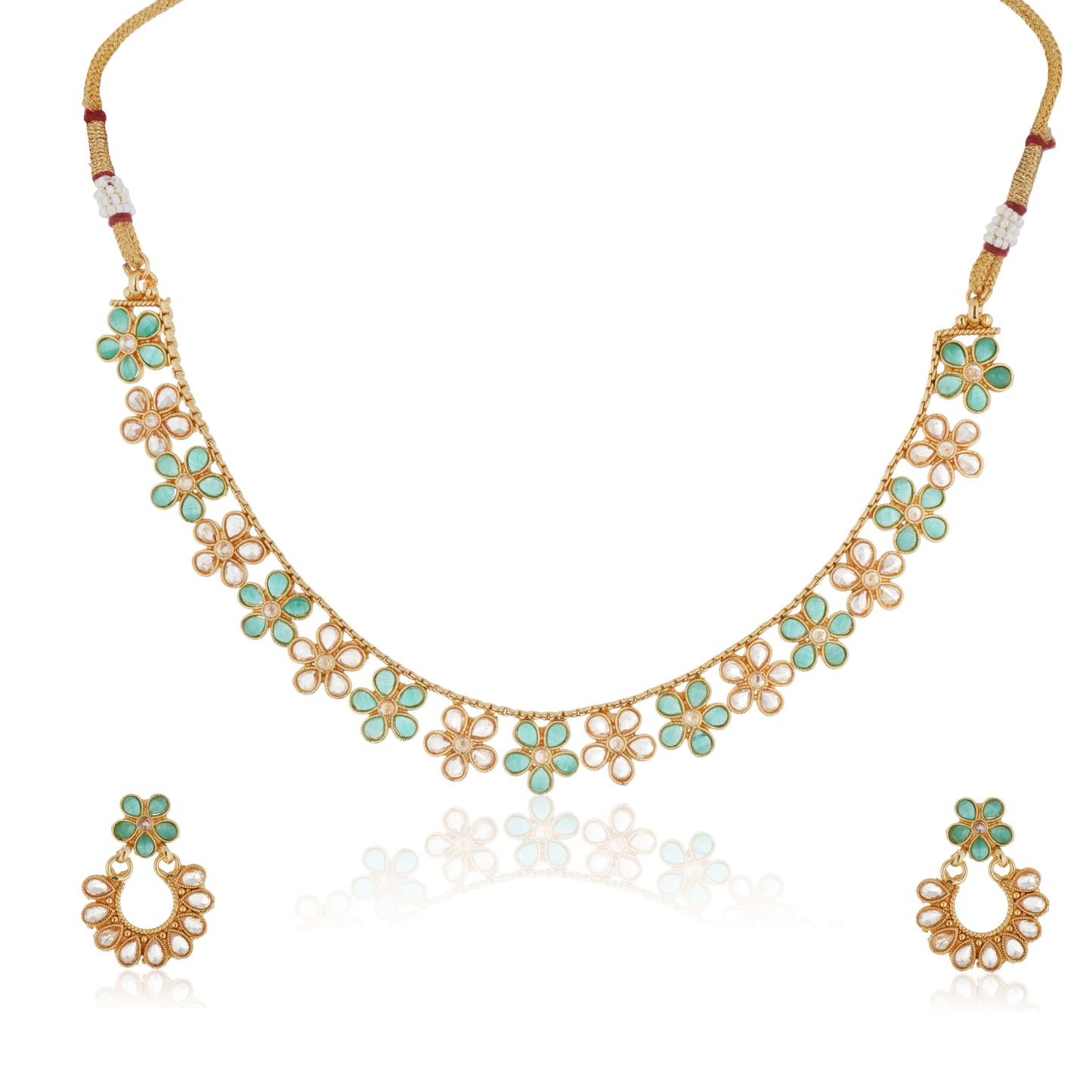 GREEN AND GOLDEN KUNDAN-STUDDED NECKLACE SET SHOWCASES A BEAUTIFUL  KUNDAN WORK.