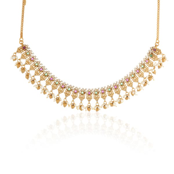 GOLD-TONE NECKLACE SET ADORNED WITH MULTICOLOR STONES AND ZIRCON ACCENTS.