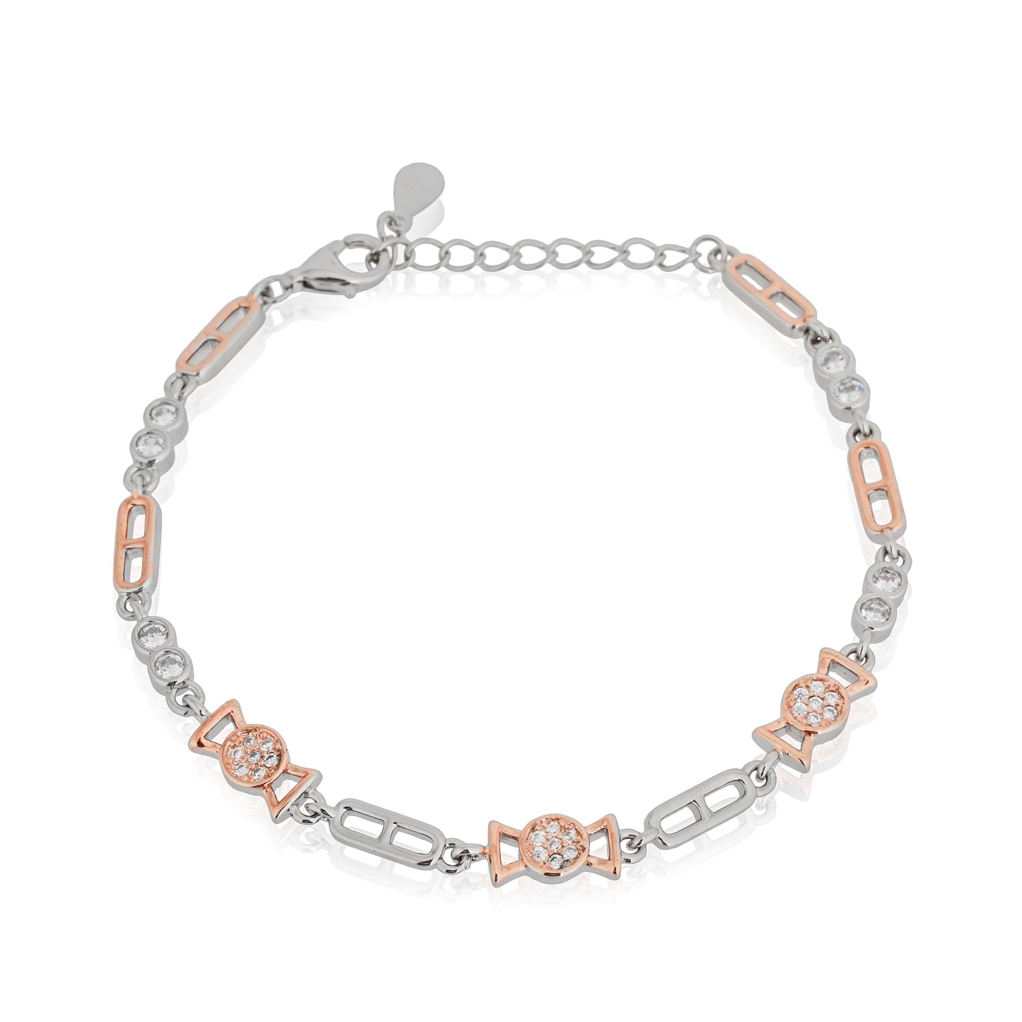 SLEEK 925 SILVER CHAIN BRACELET, OFFERING A SIMPLE YET ELEGANT ACCESSORY FOR ANY OCCASION.