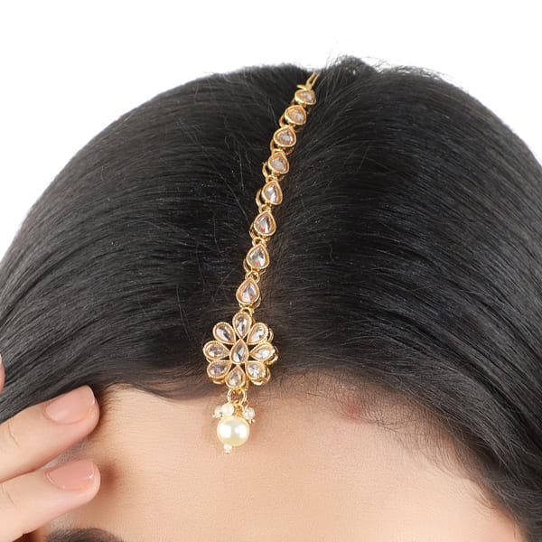 KUNDAN STUDDED GOLDTONE MAANGTIKA