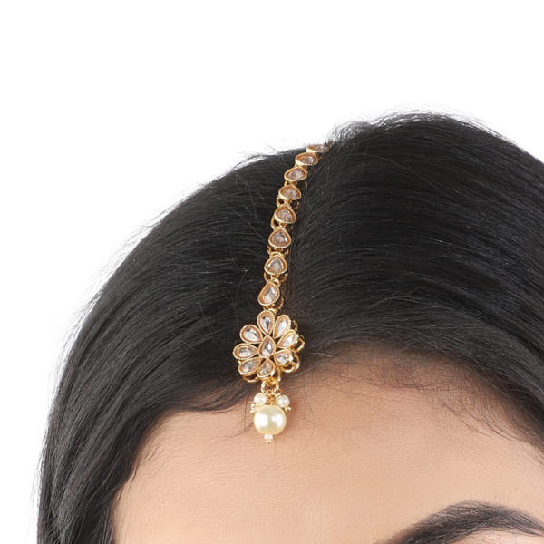 KUNDAN STUDDED GOLDTONE MAANGTIKA