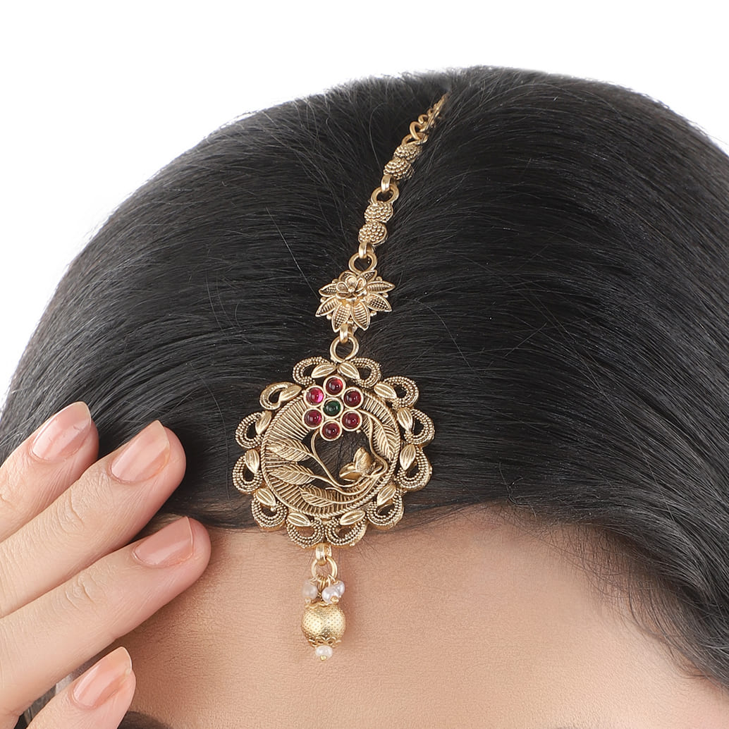 MAANGTIKA FOR FESTIVE SEASON IN GOLDTONE