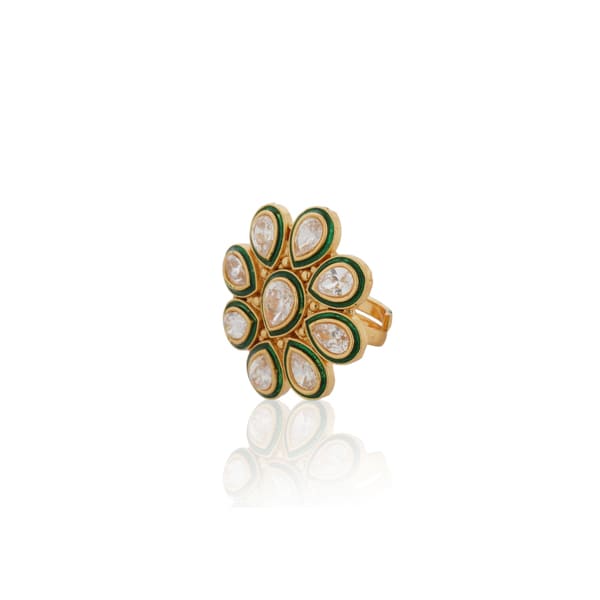 KUNDAN-STUDDED FINGER RING WITH GREEN -COLORED LINNING