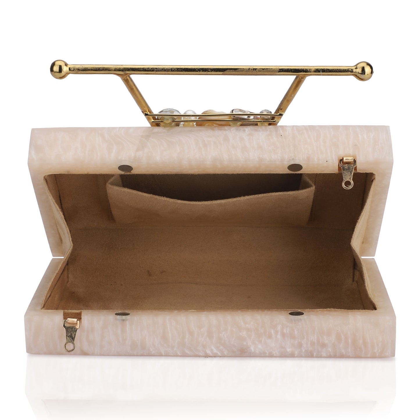 SHOWCASE YOUR STYLE WITH THIS BEAUTIFULLY CRAFTED RESIN CLUTCH, DESIGNED TO PERFECTION WITH EXQUISITE DETAILS.