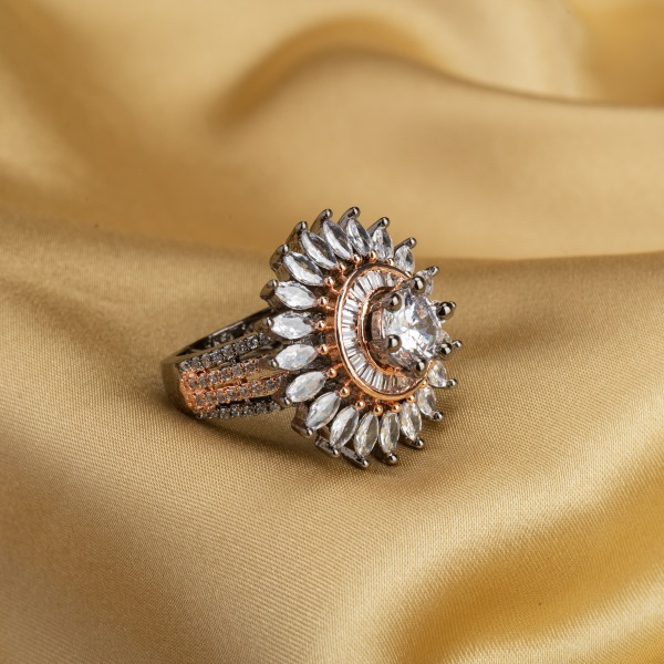 Buy Fida Wedding Luxurious Gold-Plated American Diamond Finger Ring for  Women Online